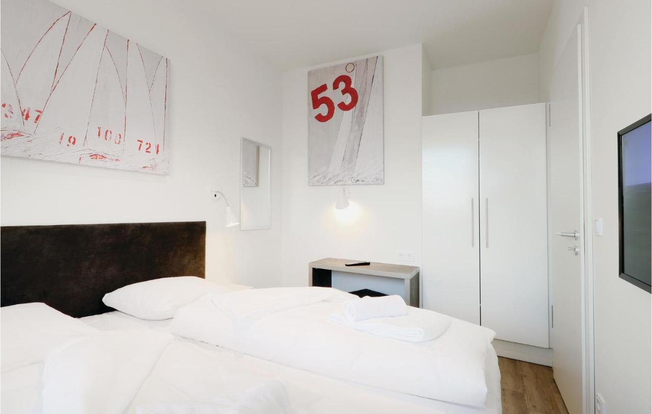 Nice Apartment In Luebeck Travemuende With Kitchen 외부 사진