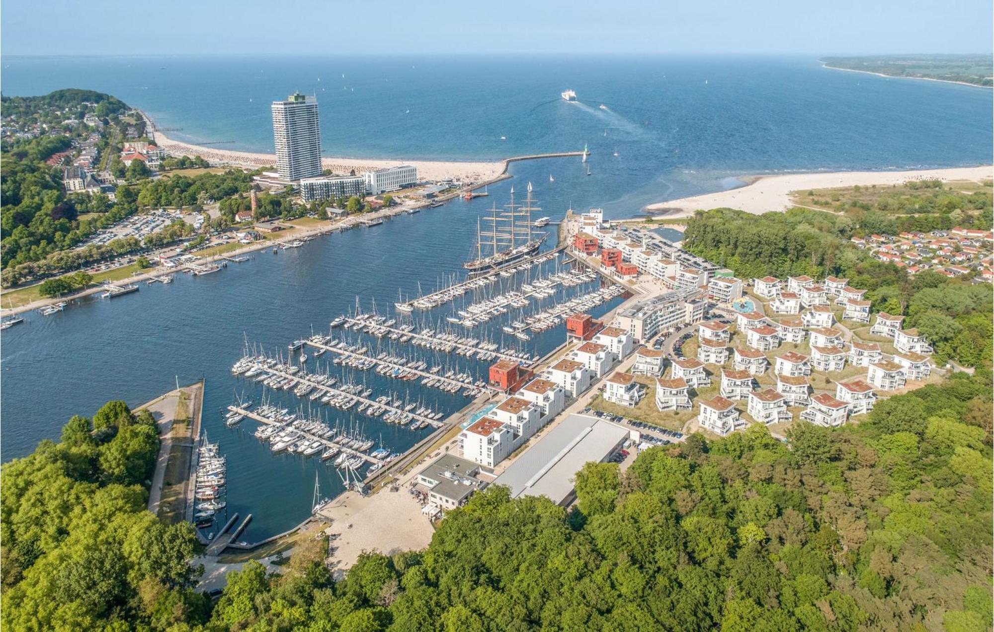 Nice Apartment In Luebeck Travemuende With Kitchen 외부 사진